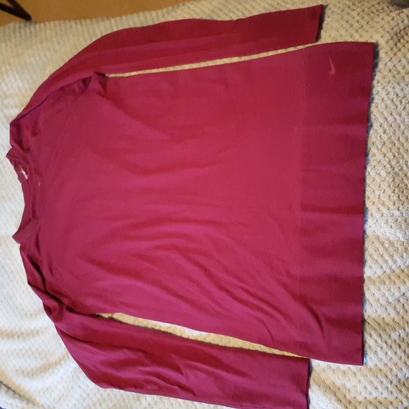 Nike FITDRY Plum Long sleeve crewneck shirt - Picture 2 of 3